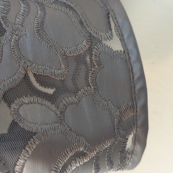 Colleen Lopez Best Dressed Silver Faux Leather And Mesh Jacket - Picture 13 of 16